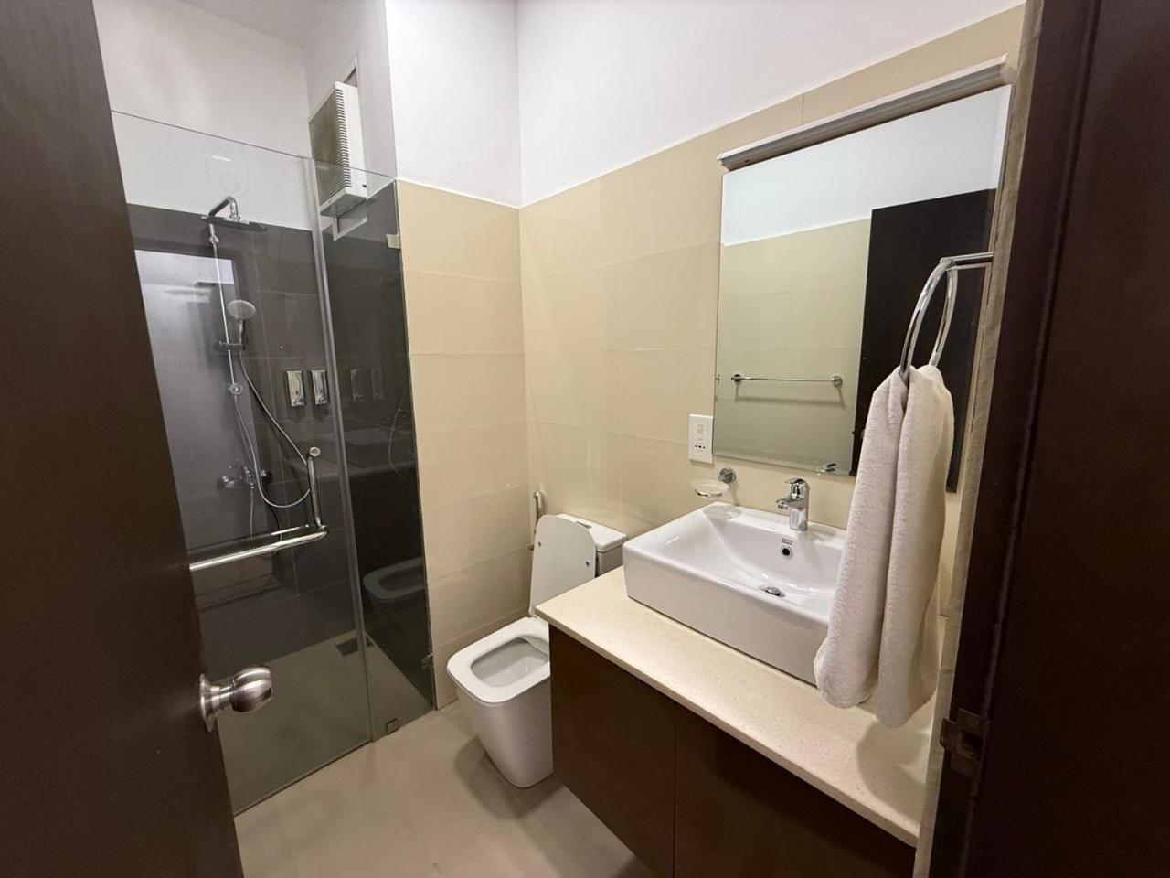 Ocean Breeze Negombo- Tidesend Luxury Beach Apartments Cameră foto
